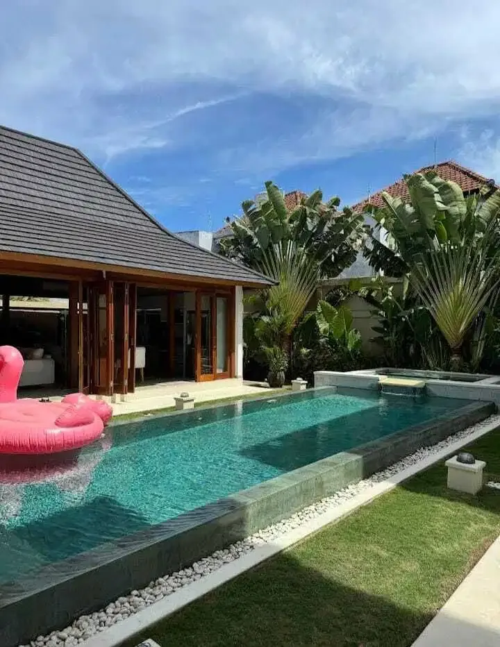 FOR SALE BRAND NEW LUXURY VILLAS 4 BED SEMINYAK - Image 5 of 10