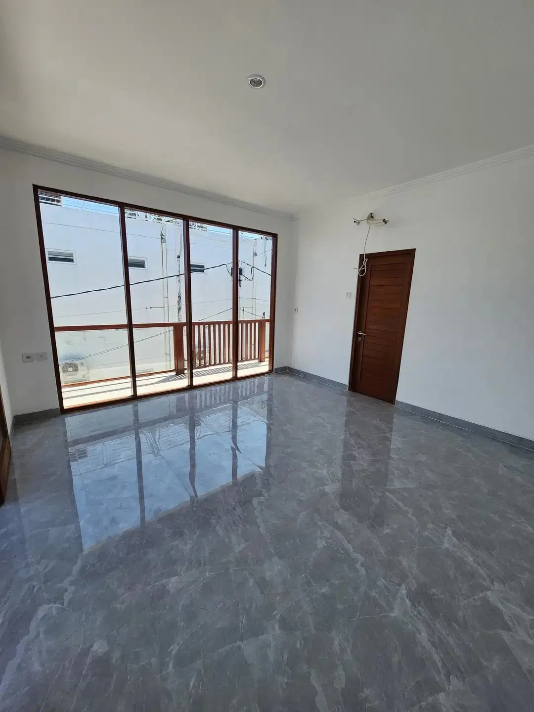 Villa 3 Kamar Baru Siap Huni di Kayu Tulang Canggu - Image 5 of 10