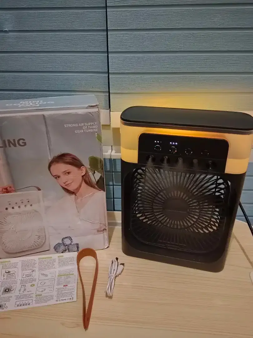 100rb BARU-Kipas Mini Ac Portable Air Cooler Fan 10W Uk. 21x9x26cm - Image 1 of 10