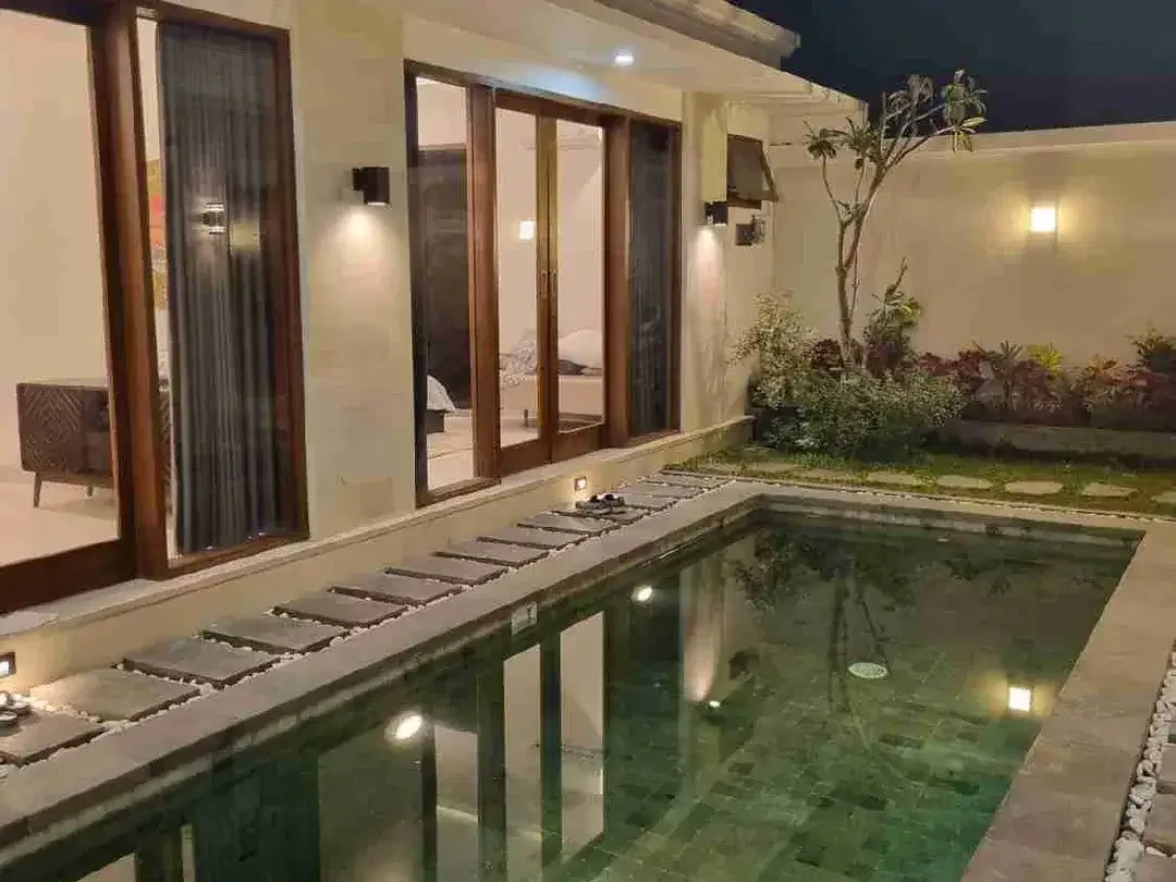 villa minimalis modern fully furnished renon area - Image 1 of 10