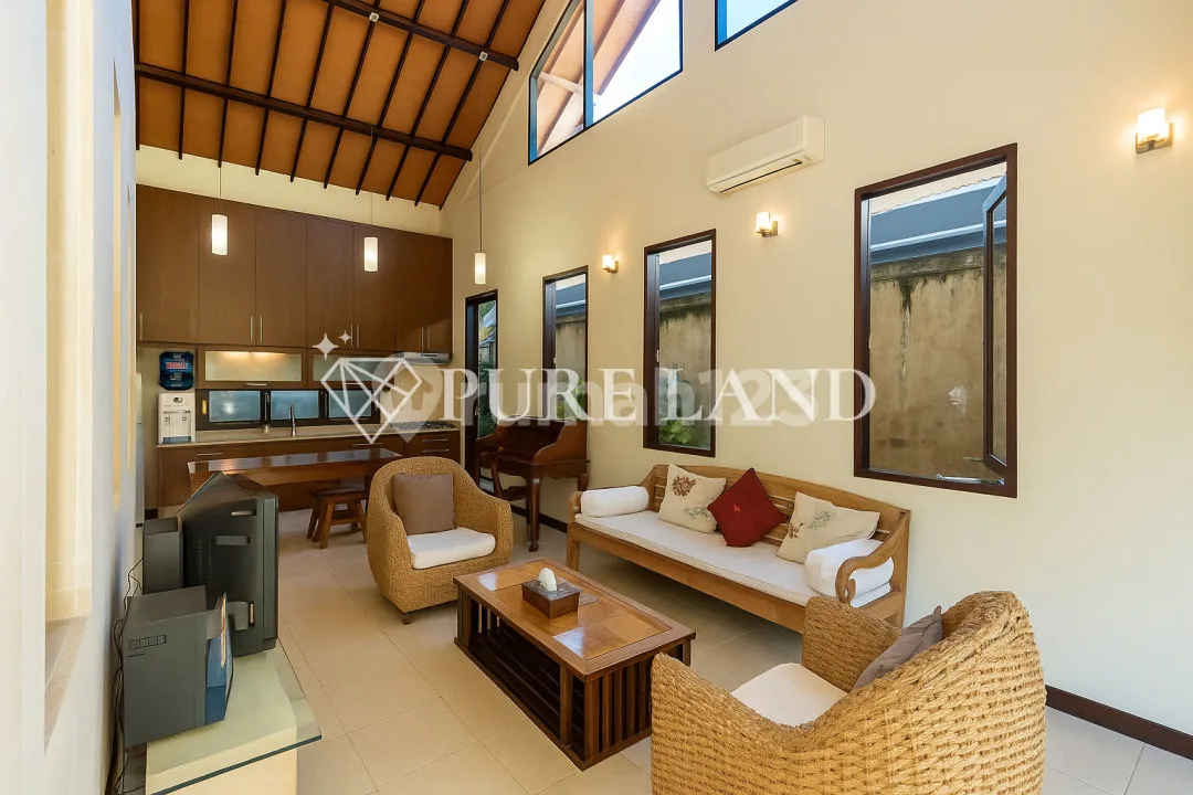 2BR Spacious Villa With Shared Pool - Image 3 of 4