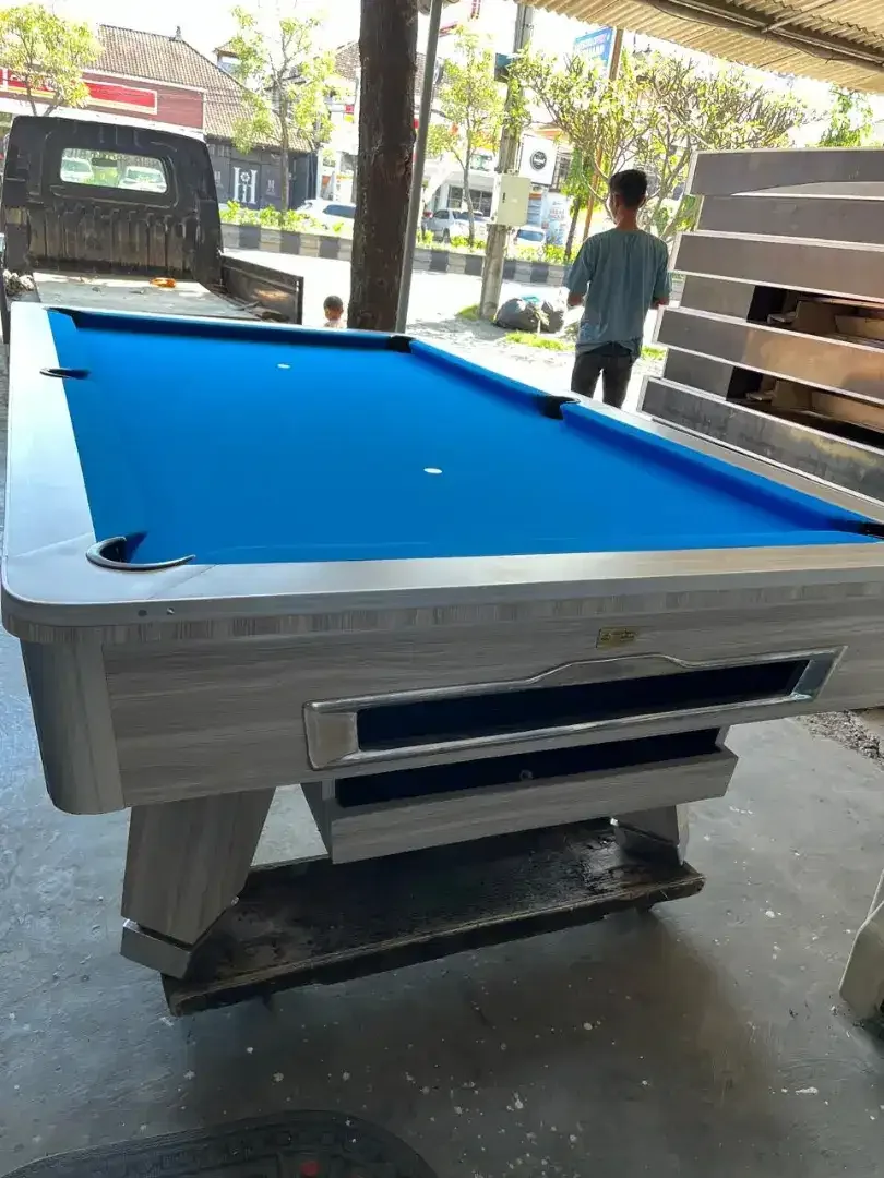 Menjual meja billiard dan perlengkapan - Image 9 of 10