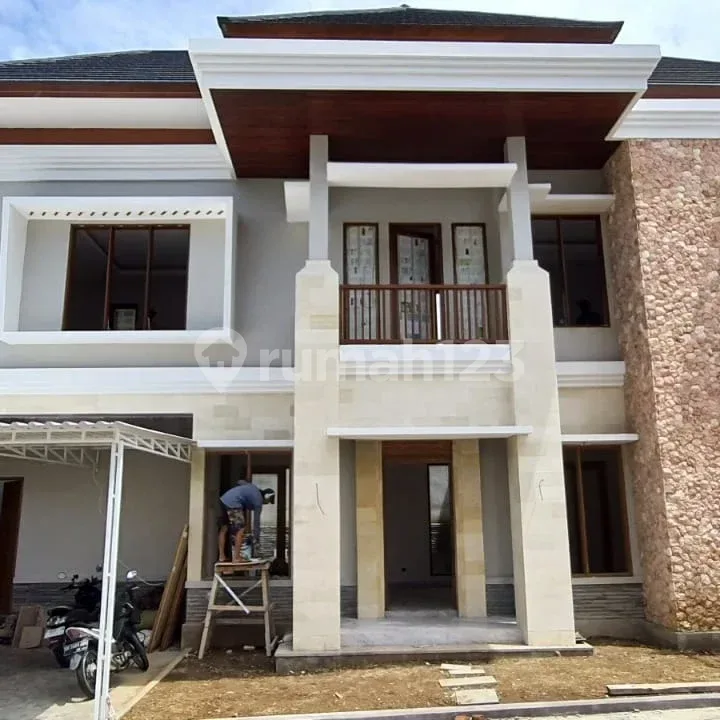 Rumah Elit Dua Lantai Bonus Pool Area Premium Dekat Pantai Sanur - Image 2 of 3