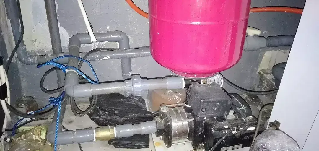 Jasa teknisi listrik,pompa air,kloset duduk,kuras tandon,water heater - Image 3 of 5