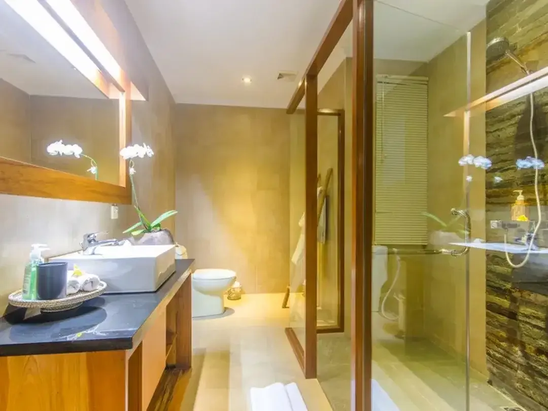 Leasehold - Profitable 4-Unit Villa Complex Near Ubud Center - Bali - Image 6 of 10