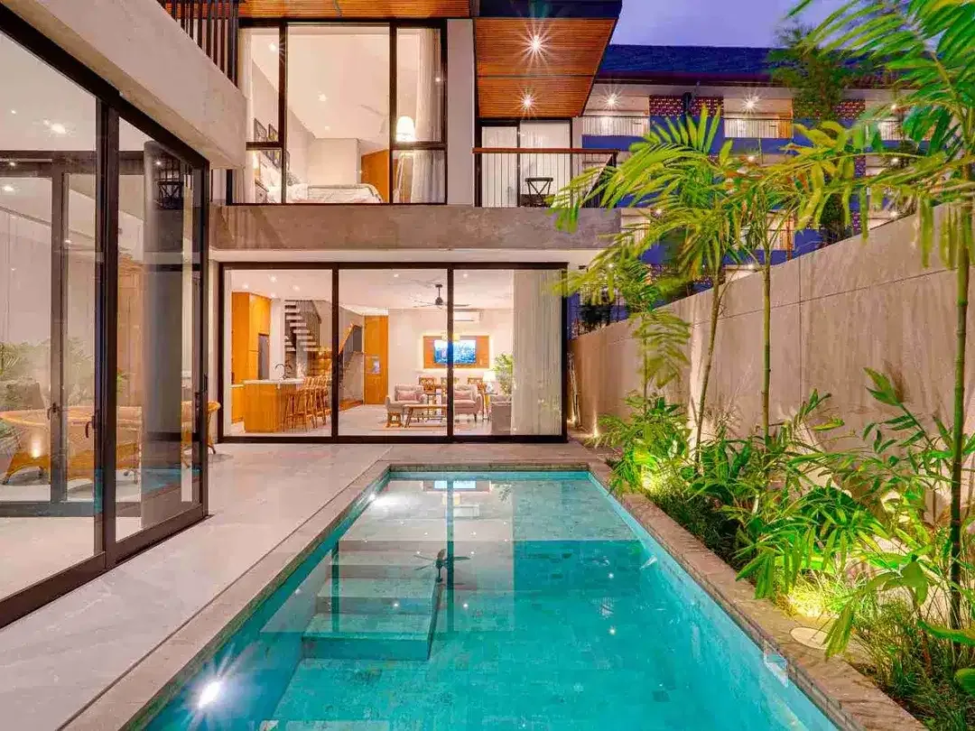 Brand New Luxury Villa 300m ke Pantai Batu Bolong Canggu - Image 9 of 10