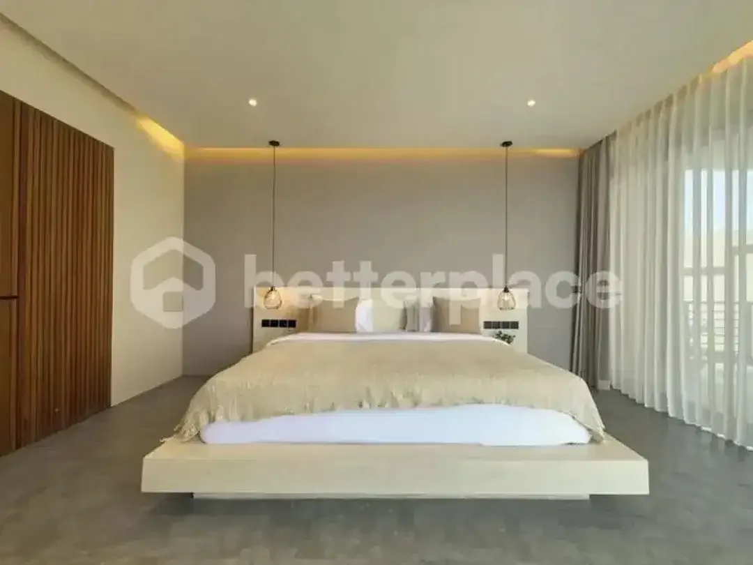 Premium Canggu 4-Bed Villa with Private Pool, Rooftop Oasis, and Uninterrupted Rice Field and Ocean Views in a Highly Sought-After Location - Image 7 of 10