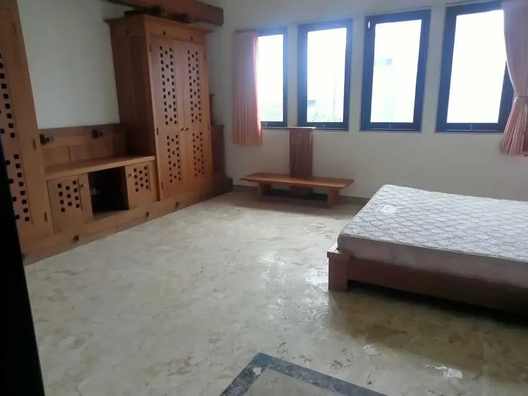 Dijual Rumah Pinggir Jalan Raya di Renon, Denpasar Bali - Image 7 of 10