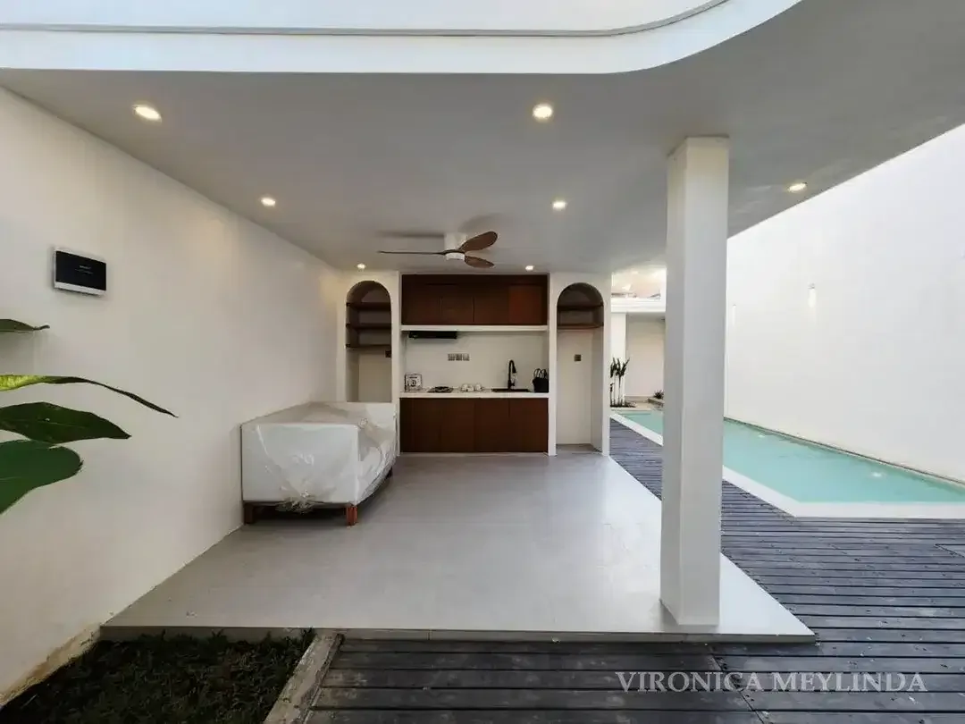 VILLA MEDITERRANEAN LEASEHOLD – SANUR. - Image 3 of 10