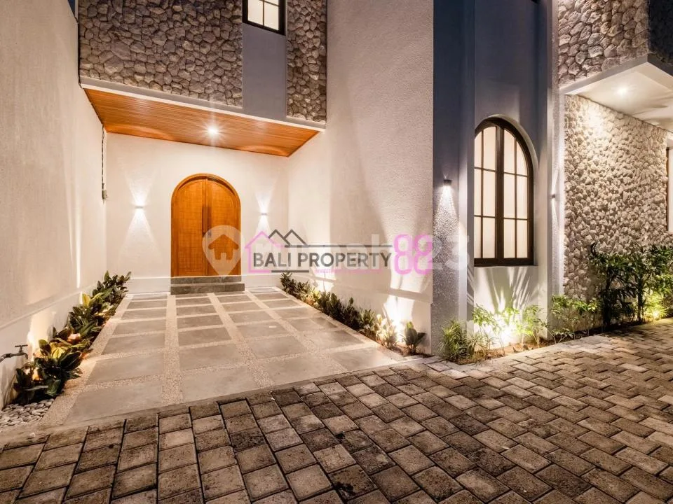 Jual Villa Brand New Luxury Jimbaran Bali 190 M2 - Image 4 of 4