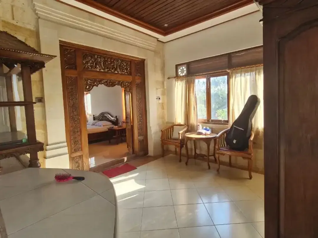 Freehold - Spacious 2-Storey House for Sale in Buleleng - Just 7-10 Minutes from Lovina Beach, North Bali - Image 7 of 10