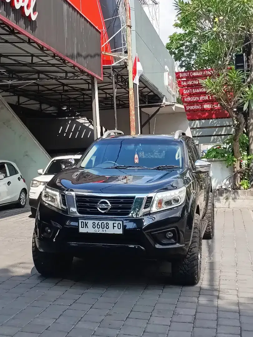 NISSAN NAVARA VL MATIC 4WD SOLAR ASLI BALI KM 50 RB - Image 2 of 10