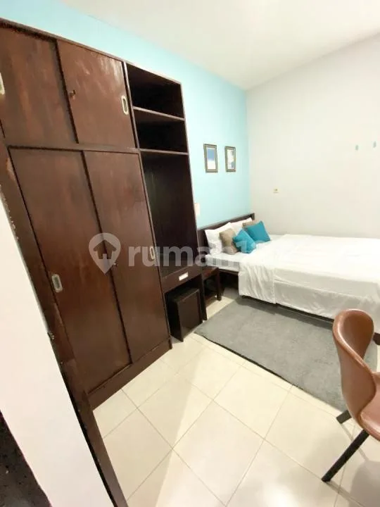 Latunjung Rumah Private Parkir Mobil Pet Friendly Dekat Sanur Mall Living World Rumah Sakit Kasih Ibu Dyatmika School Bali Golf International Vasaka - Image 4 of 4