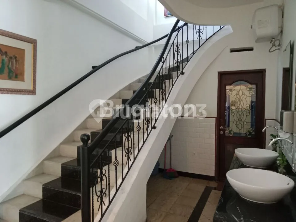 2 Ruko Gandeng Hoek Gatot Subroto Timur Penatih Denpasar - Image 3 of 4