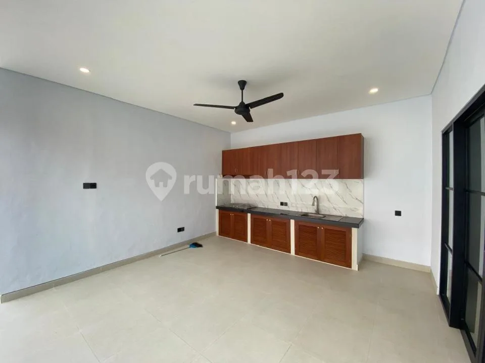 Villa Baru 3 Kamar dengan Taman yang Luas dan Pool di Umalas - Image 2 of 4