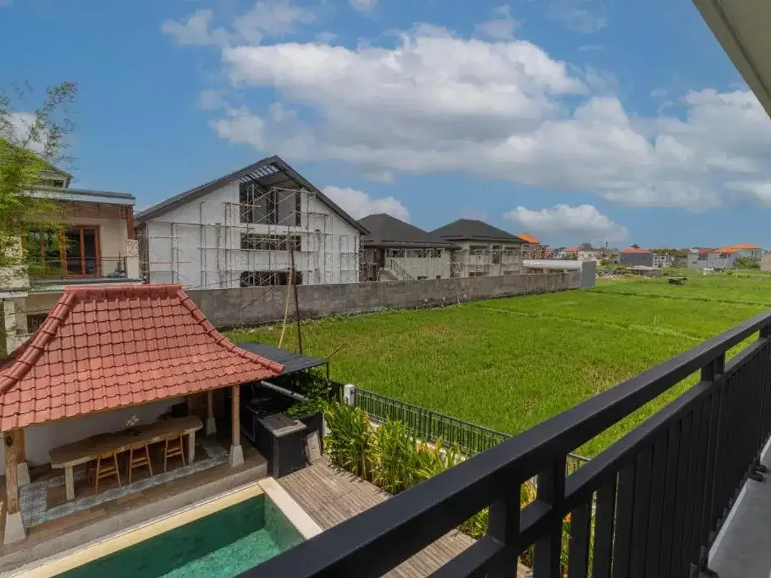 RARE FIND! VILLA 5 KAMAR TIDUR DI SANUR – POTENSI INCOME TINGGI & LOKASI PREMIUM ( 7 M ) ML/ LM - Image 4 of 10