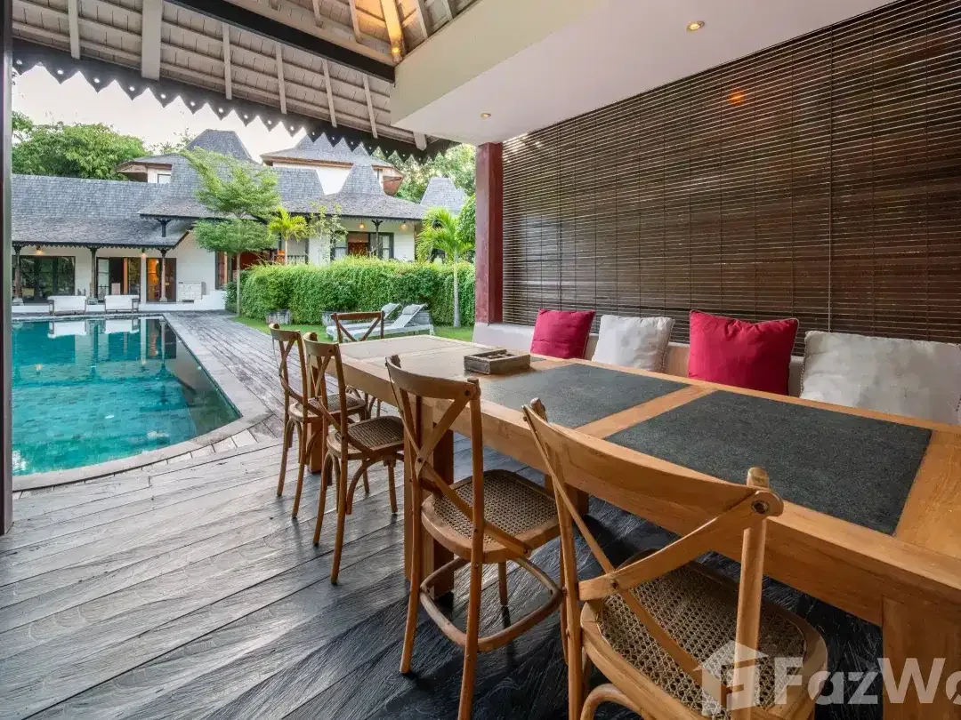 6 Bedroom Villa for sale in Kerobokan, Bali - Image 3 of 10