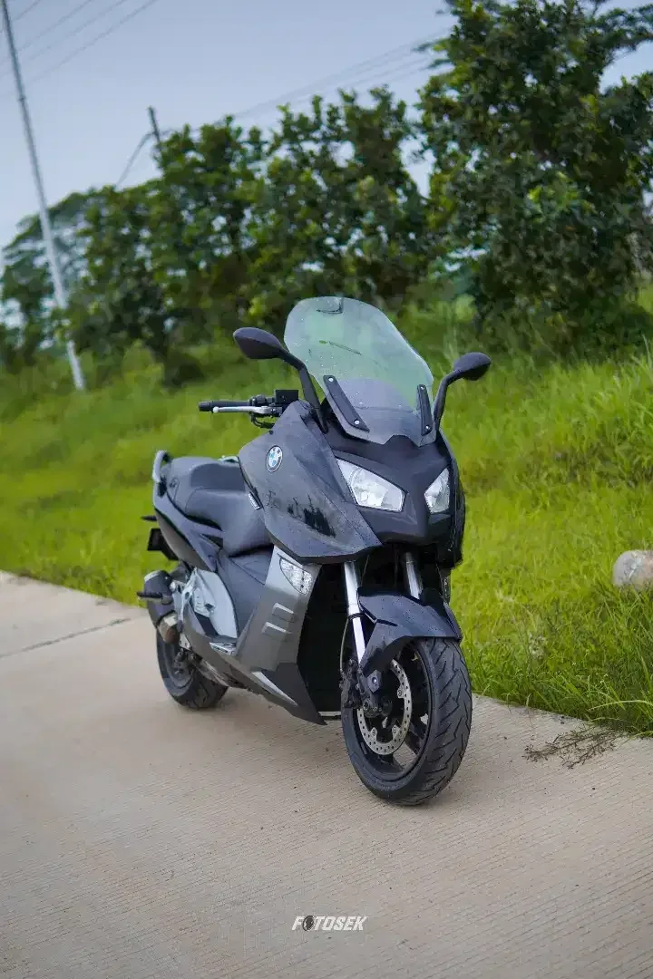 BMW C600 Sport 2015 650cc, Black Glossy - Image 1 of 10