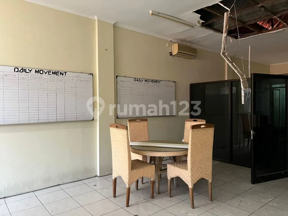 3 Storey Shophouse In Business Area Diponegoro, Denpasar, Close to Teuku Umar, Mall and Puputan Park - Image 4 of 4