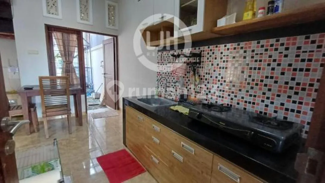 House For Lease In Kerobokan, Close To Petitenget, Batu Belig & Teuku Umar Barat - Image 2 of 4