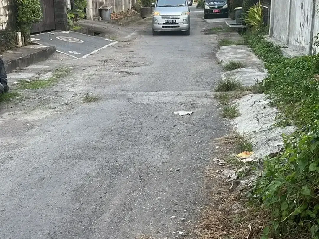 TANAH KOSONG BERISI BANGUNAN RUMAH DI JL SEKAR TUNJUNG DENPASAR TIMUR - Image 3 of 6