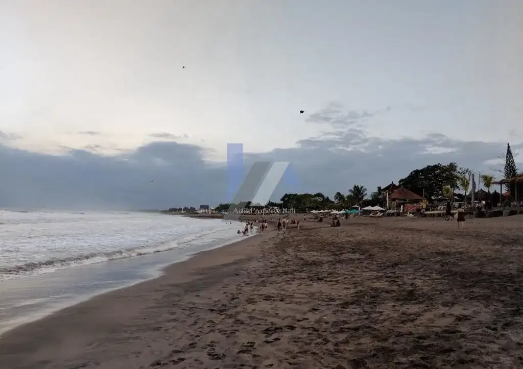 Villa Luxury Beach Front Seminyak Badung - Image 7 of 10