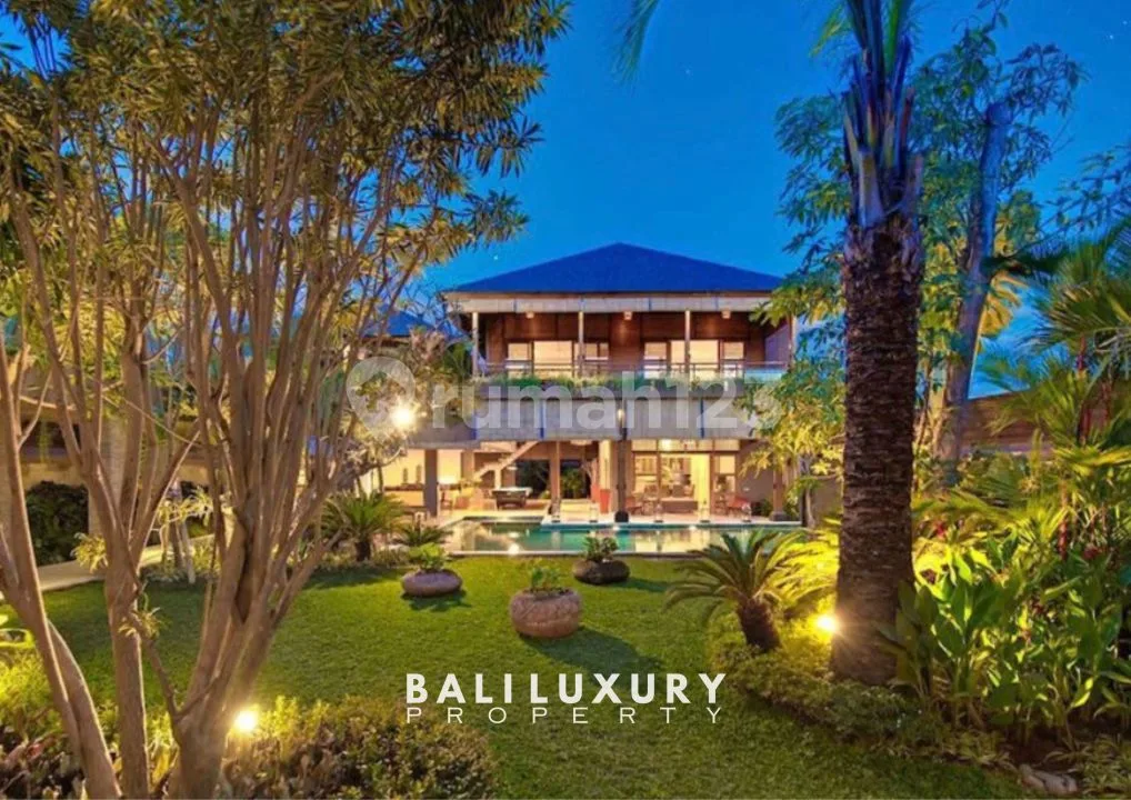 Vila Estate Hak Milik Investasi di Prime Oberoi Seminyak Dekat Pantai - Image 1 of 4