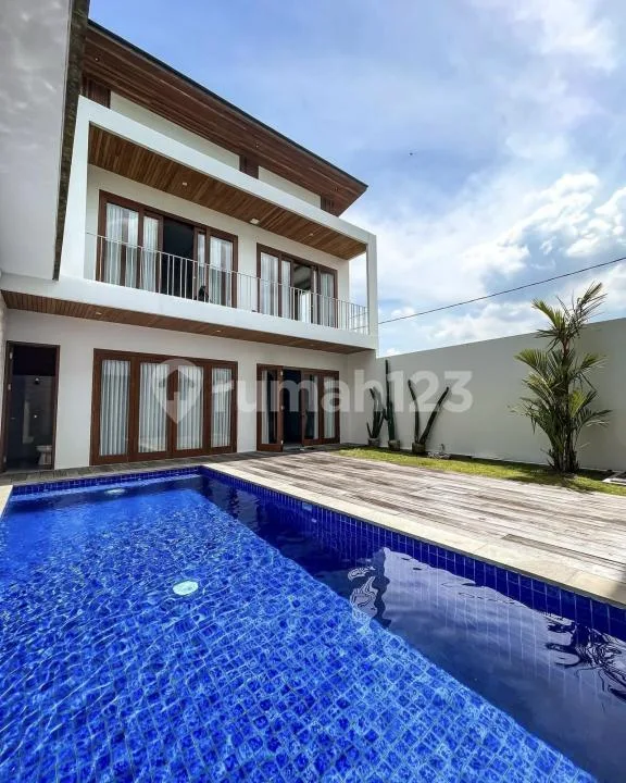 Beautiful View Spacious Villa At Kedampang Kerobokan - Image 2 of 4