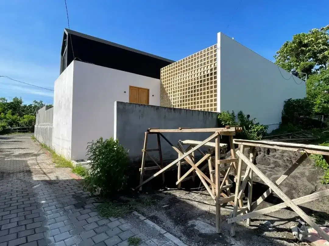 Small Plot Of Land 1,75 Are Leased For 23 Years in Nusa Dua - Image 3 of 10