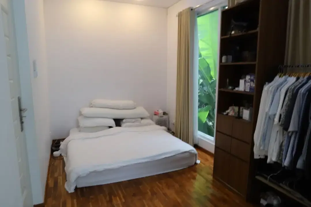 Dijual Villa Unik & Siap Huni di Dalung, Bali – 3 Kamar Tidur, Kolam R - Image 2 of 10