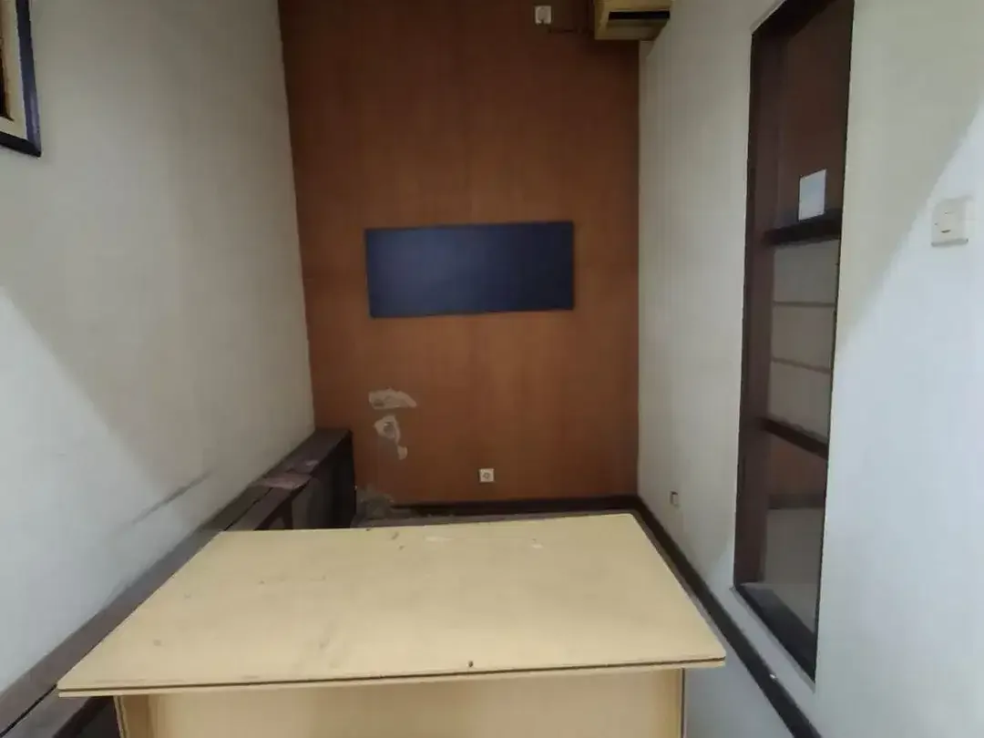 Dijual dan Disewakan Ruko 3 Lantai di Raya Puputan Renon - Image 6 of 10
