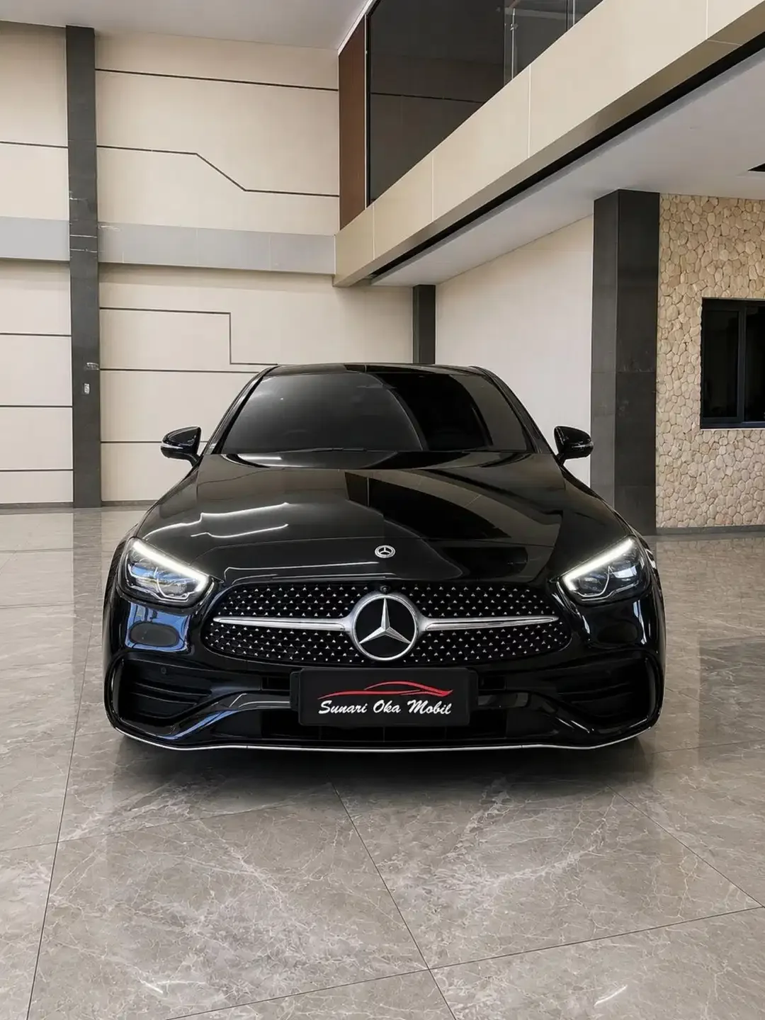 Mercy C300 AMG 2023 Low KM - Image 1 of 6