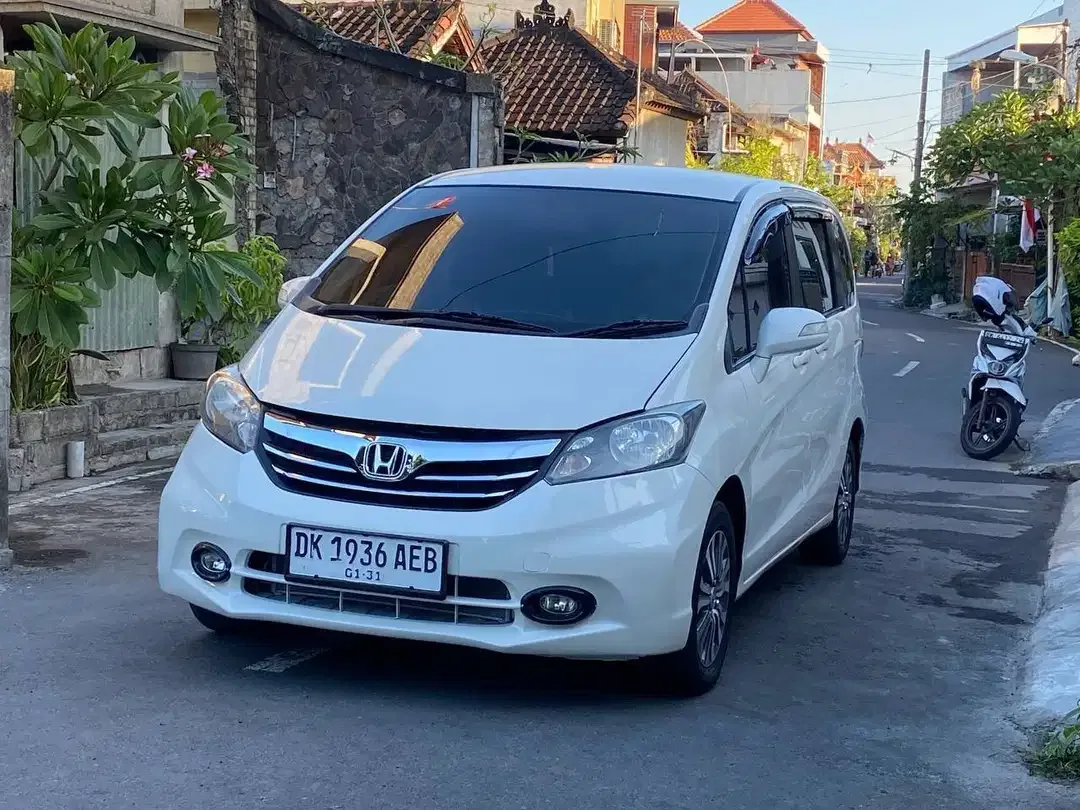 HONDA FREED PSD 2015 AT - PUTIH - DK 1936 AEB (DP 20 JUTA) - Image 2 of 10