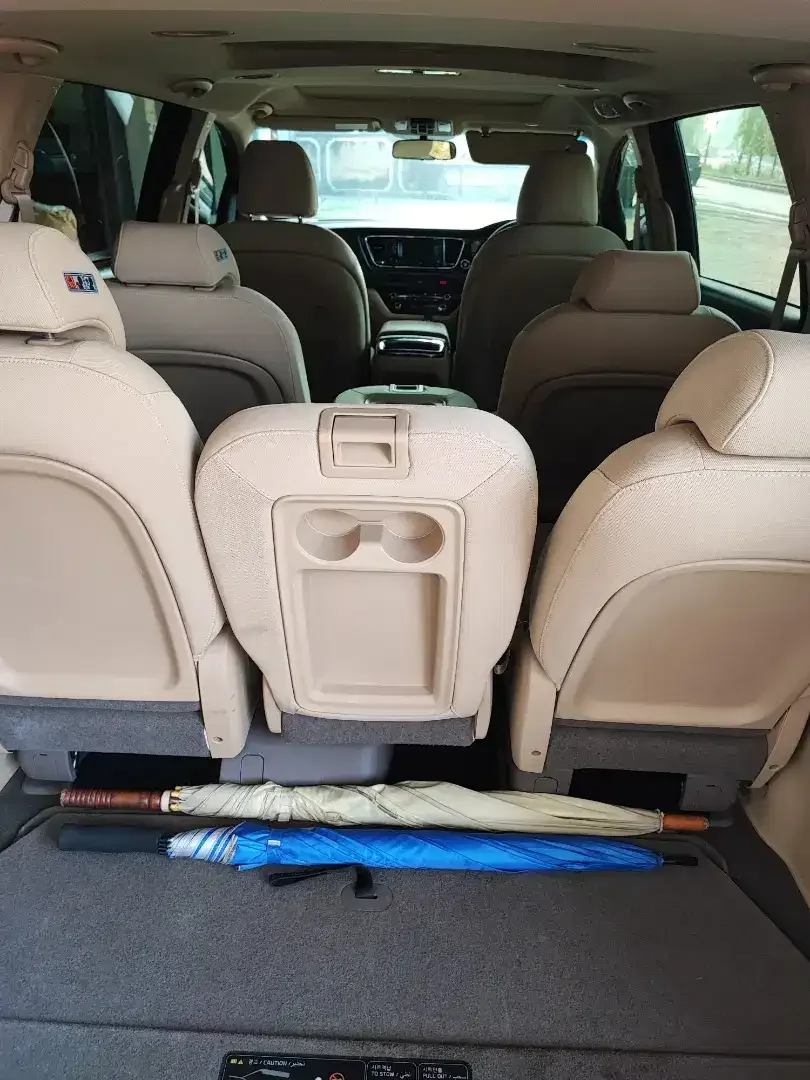 Kia Sedona 2017 istimewa, 11 seat - Image 8 of 9