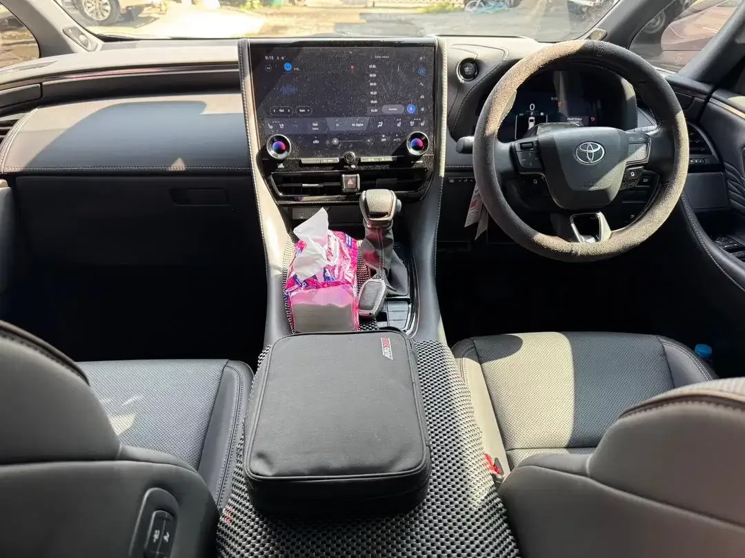 Dijual Toyota Alphard 2.5 G CVT 2024 - Image 2 of 7