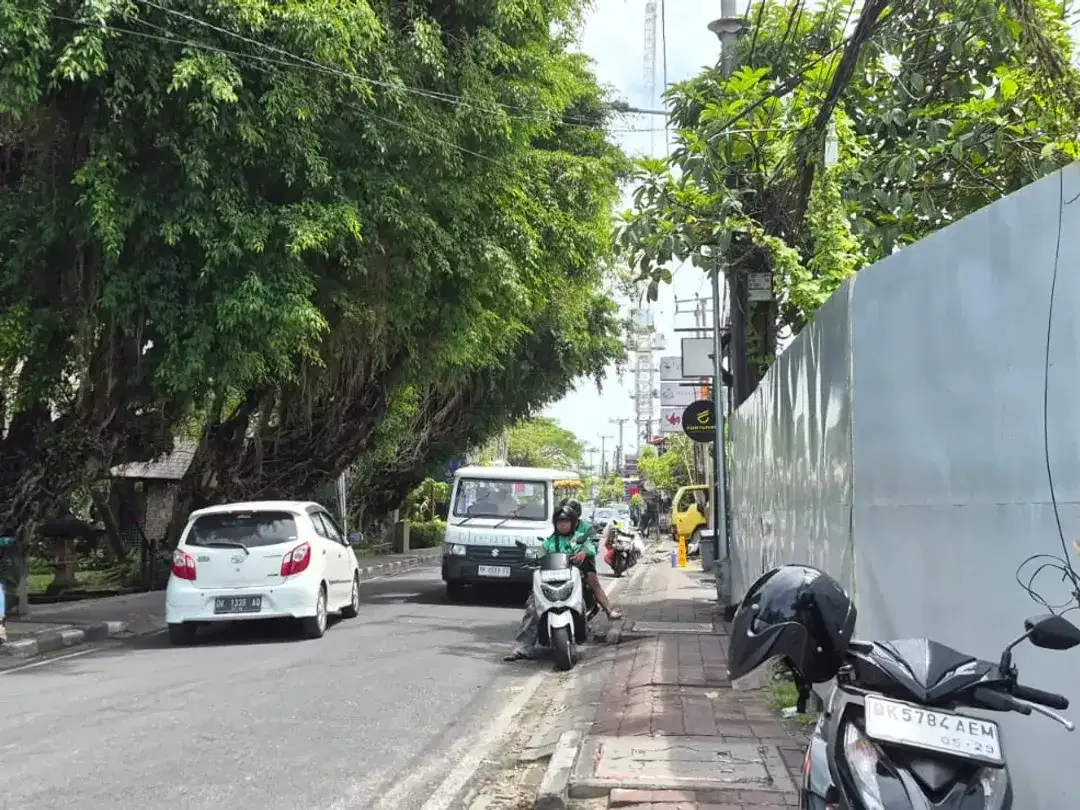 Leasehold - Rare Ultra-Prime Beachfront Land in Batu Bolong - 900 sqm Golden Investment Opportunity, Canggu, Bali - Image 3 of 10