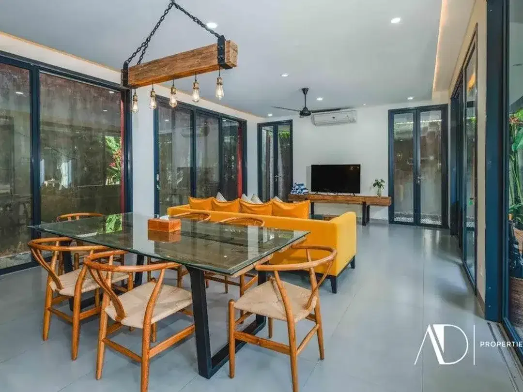 FREEHOLD | MODERN TROPICAL DESIGN VILLA IN PRIME CANGGU - Image 6 of 10