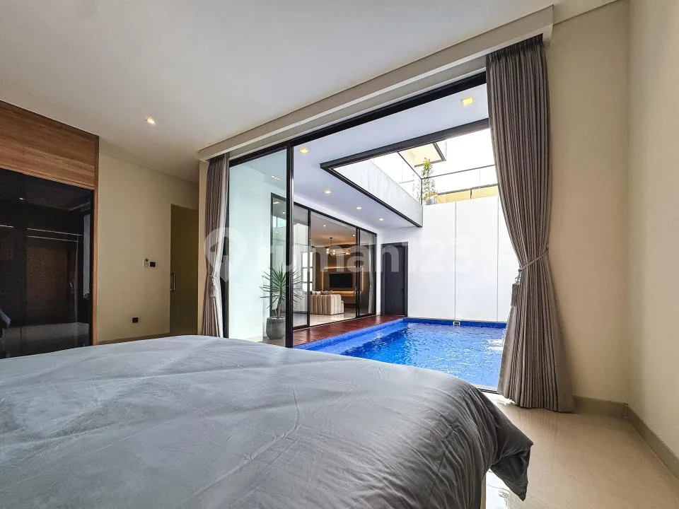 Villa 3 BR Luxurious Modern Villa In Canggu - Image 4 of 4
