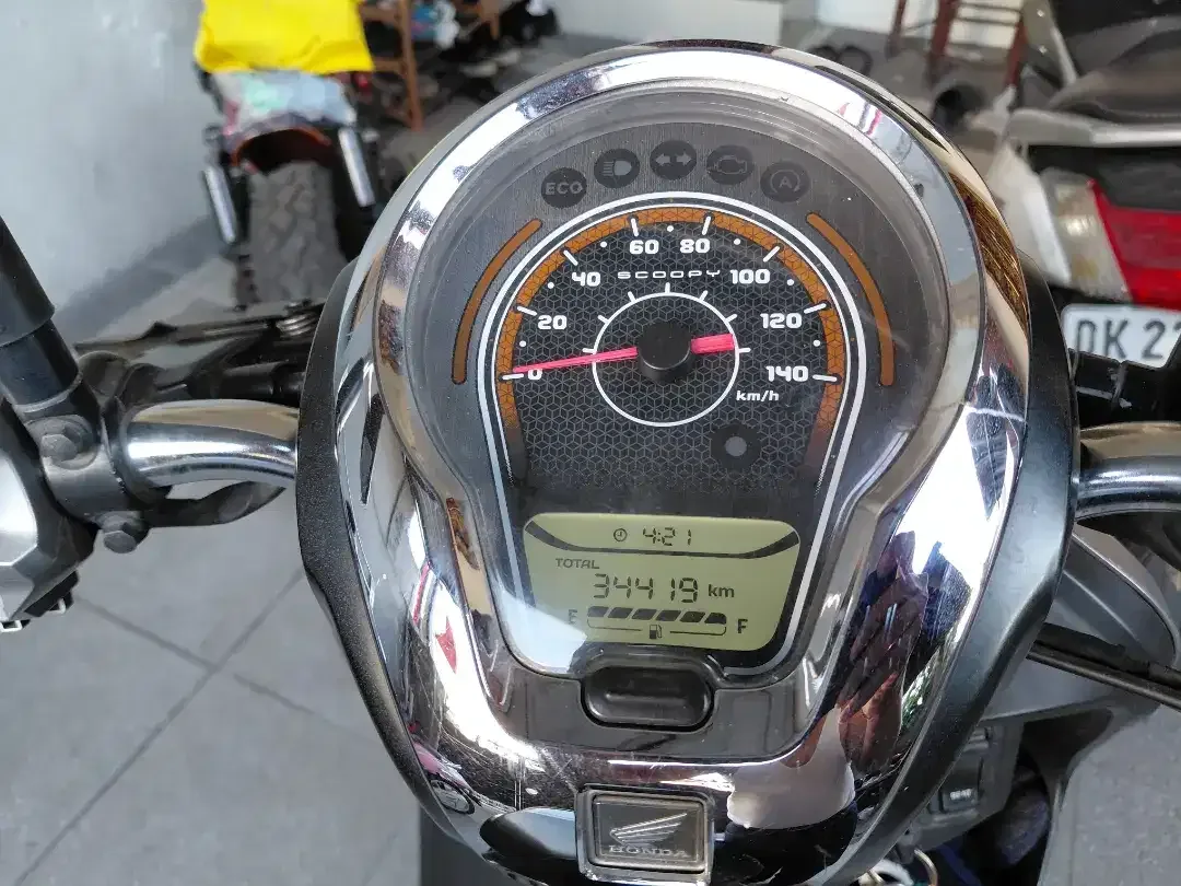 Honda Scoopy Hitam Siver th 2024 - Image 3 of 4