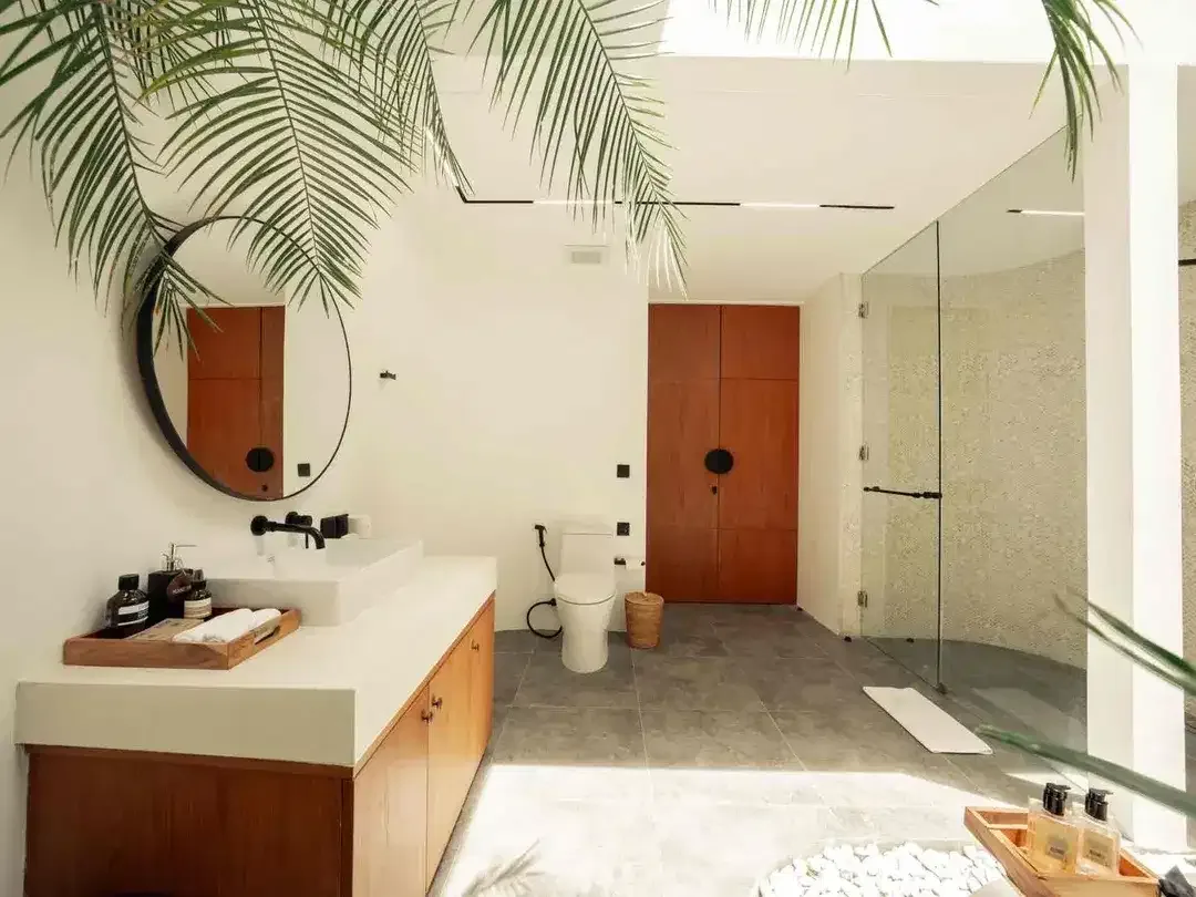 PREMIUM 4BR LUXURY VILLA BERAWA PERERENAN
Exclusive Luxury Villa Complex Turkish-Inspired Design - Image 10 of 10