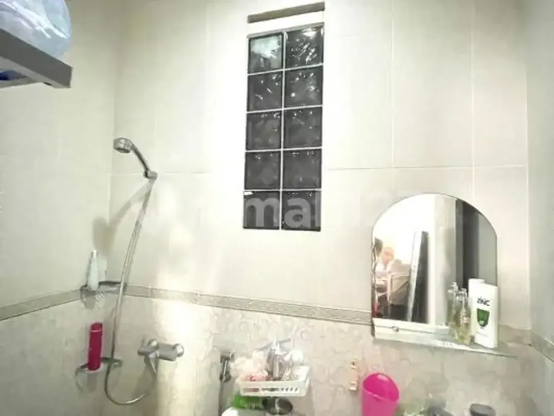 Dijual Rumah +Ruang Usaha Lokasi Strategis di Denpasar Utara - Image 7 of 10