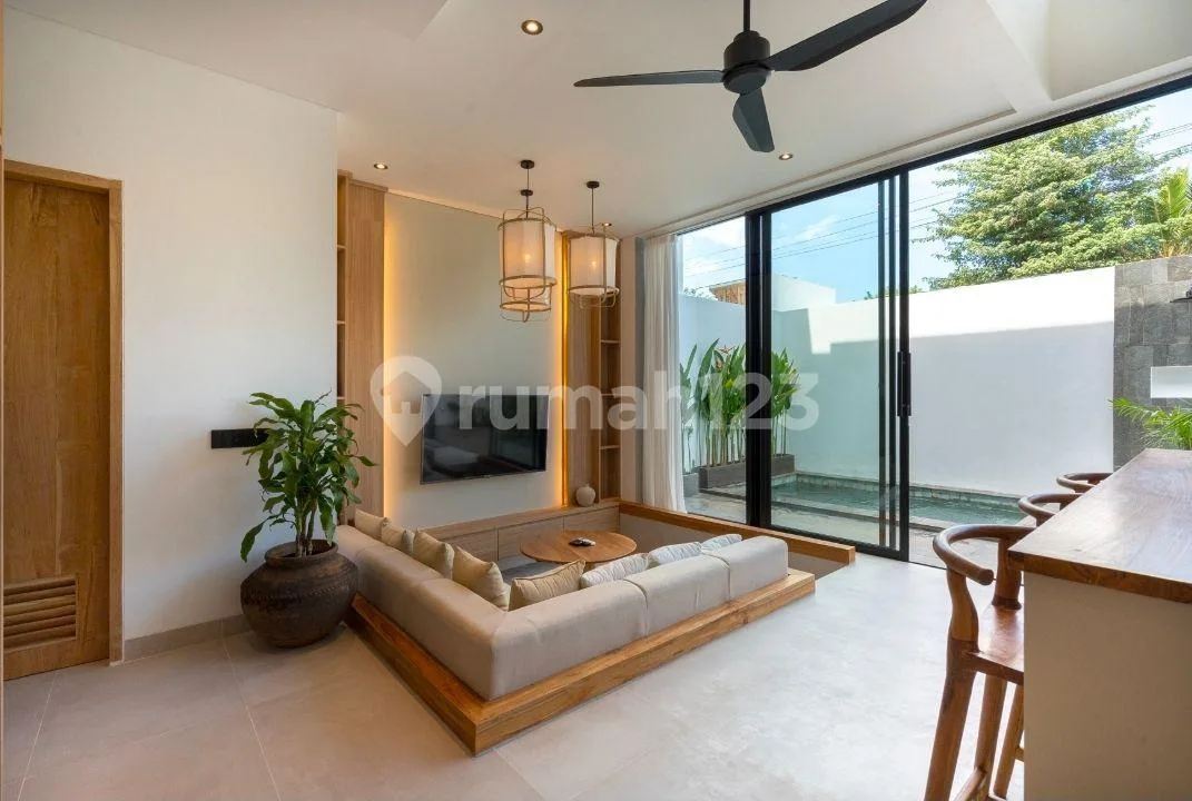 Price Discount! 1Br Fully Furnished Villa Near Suluban Beach - Image 2 of 4