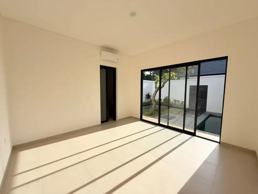 For Rent - 2 Bedroom Villa For Lease / Kerobokan - Image 7 of 9