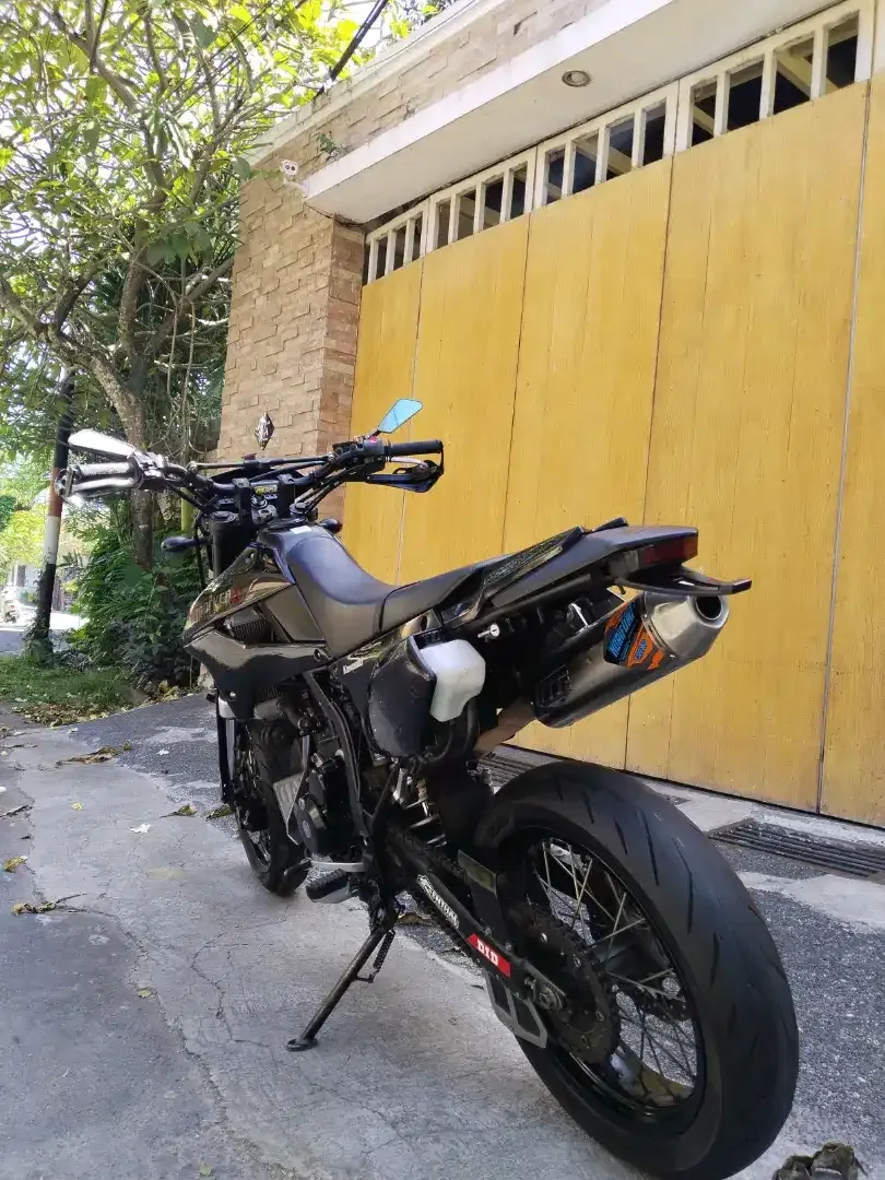 KAWASAKI DTREKER 250 CC TAHUN 2022 PAJAK OFF 2X SURAT LENGKAP - Image 5 of 8