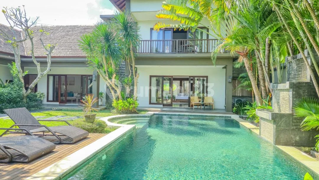 Villa Mewah 3 Kamar di Dekat Atlas Finns Beach Canggu Bali - Image 3 of 4