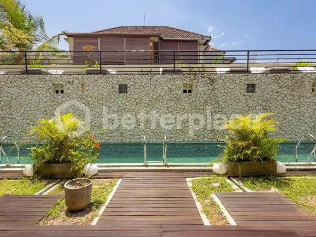 Exclusive Ubud Retreat: Fully Furnished 1-Bedroom Apartment with Investment Opportunity - Image 2 of 10