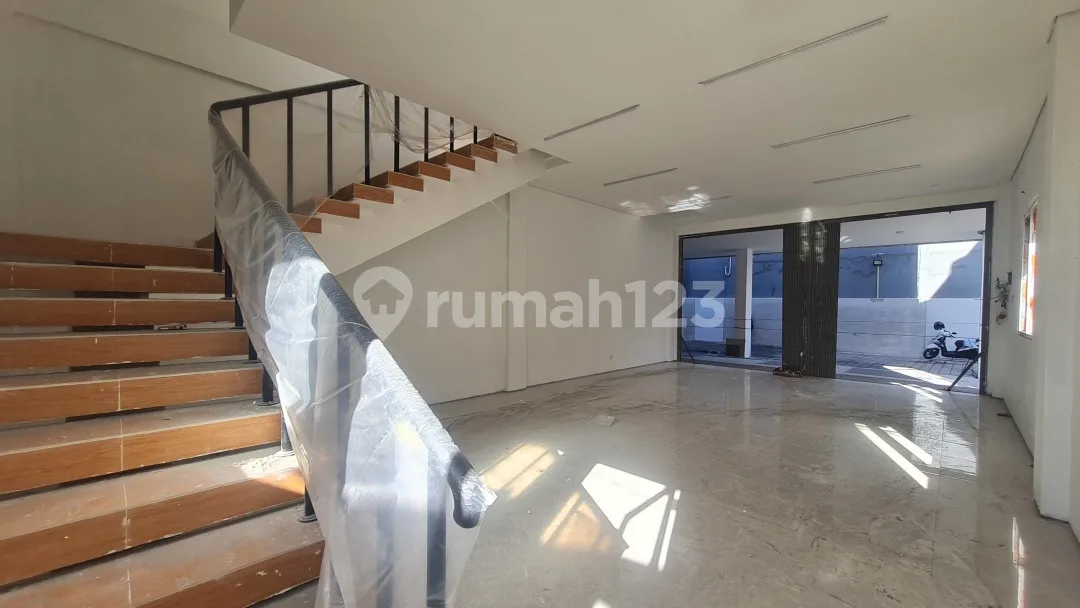 Disewakan Ruko Baru & Bagus Denpasar Barat - Image 3 of 4