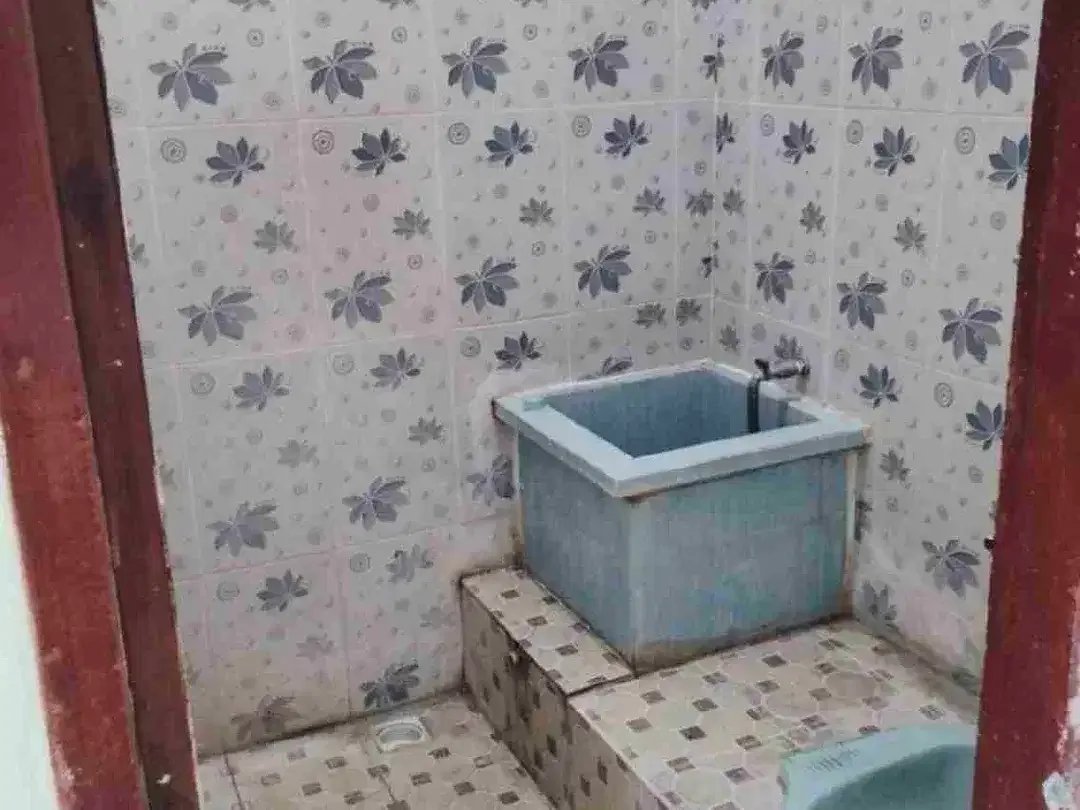 DIJUAL RUMAH KOST AKTIF KAWASAN MUNGGU MENGWI BADUNG - Image 8 of 10