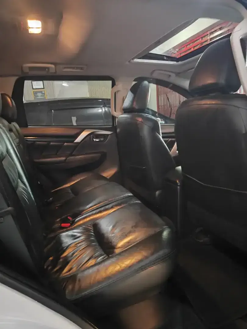 Mitsubishi pajero sport dakar 2019 automatic - Image 9 of 9
