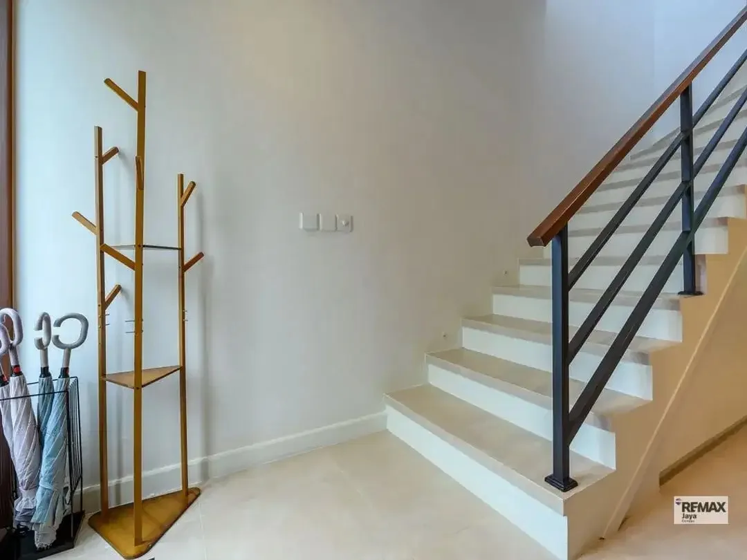 Modern 2-Bedroom Townhouse With Up To 65-Year Leasehold In Sanur - Image 4 of 10
